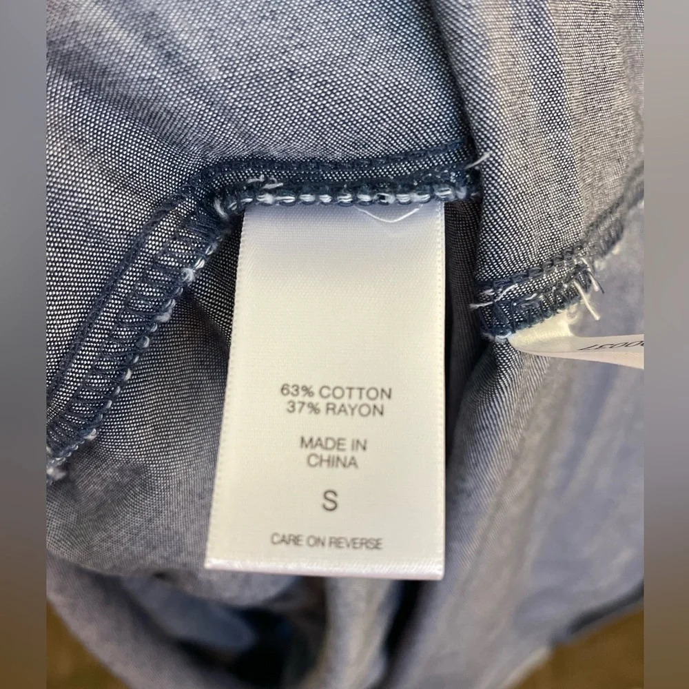Women’s NWT New York & Company Denim Dress - Picture 5 of 7